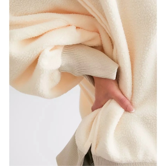 FREE PEOPLE WE THE FREE VANILLA ICE CREAM COZY CAMDEN PULLOVER SWEATSHIRT TOP - Picture 9 of 14